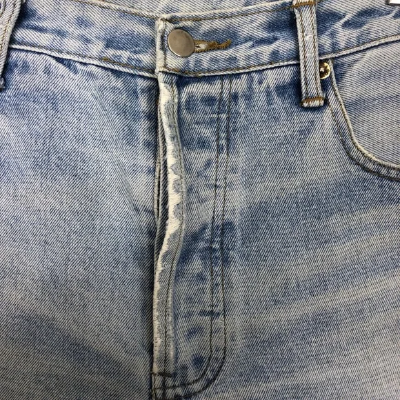 Vintage Levi’s 501 Button Fly Frayed Hem Shorts Sz 32 - Picture 4 of 11